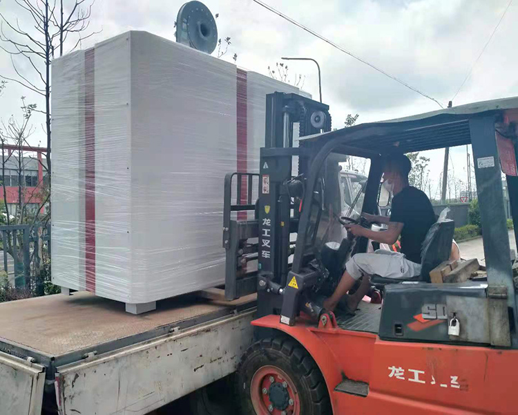定制有機熱載體模溫機發(fā)貨實拍_測試合格發(fā)往湖南株洲