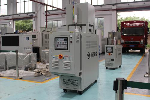 模溫機(jī)在家具制造中的作用 模溫機(jī)在家具制造中的作用